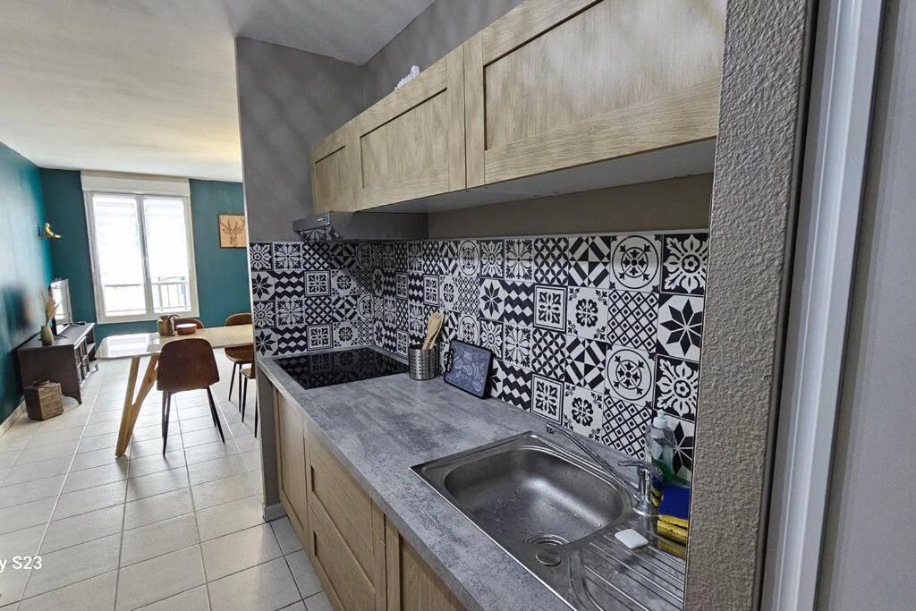 לייבה Appartement Calme מראה חיצוני תמונה